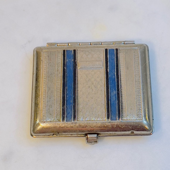 Vintage VOLUPTE' Silver Powder Compact Make-Up Mirror Case 3” x 2.5" - Picture 1 of 6
